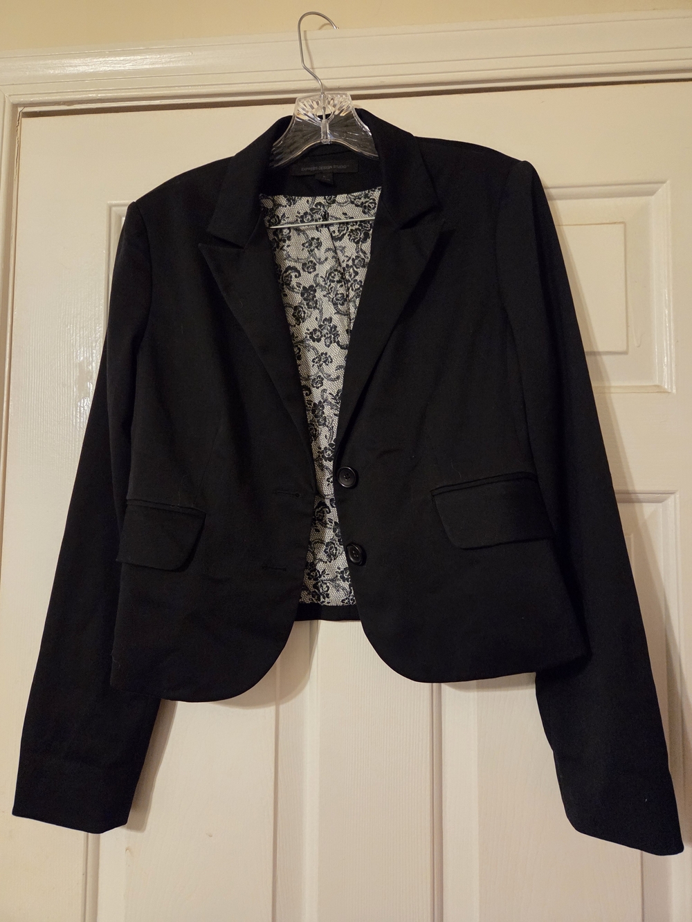 Express Black Women's Two-Button Cropped Blazer